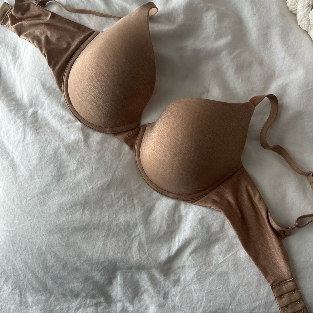 Victoria’s secret nude bra